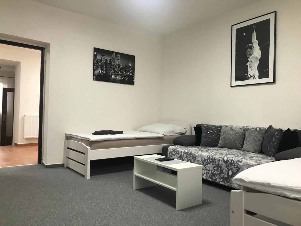Cyklo-Moto Apartman Lomnice nad Lužnicí エクステリア 写真